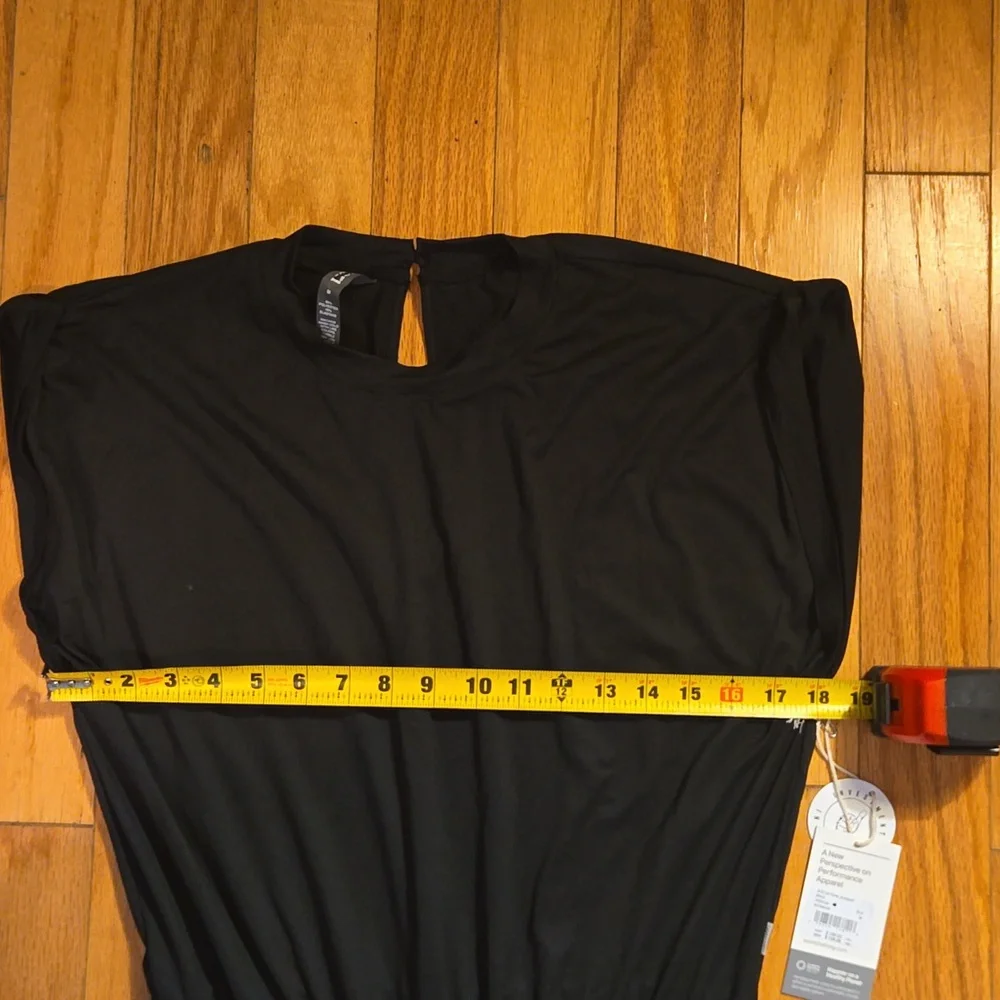 NWT Brand New Women's Vuori Black S/S 'Lux Crew Jumpsuit" Various Sizes - Picture 6 of 12